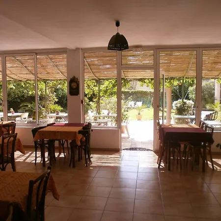 Du Parc 2*